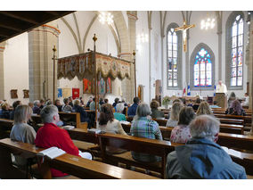 Johanniprozession mit Ehrenamtsfest (© Karl-Franz Thiede)